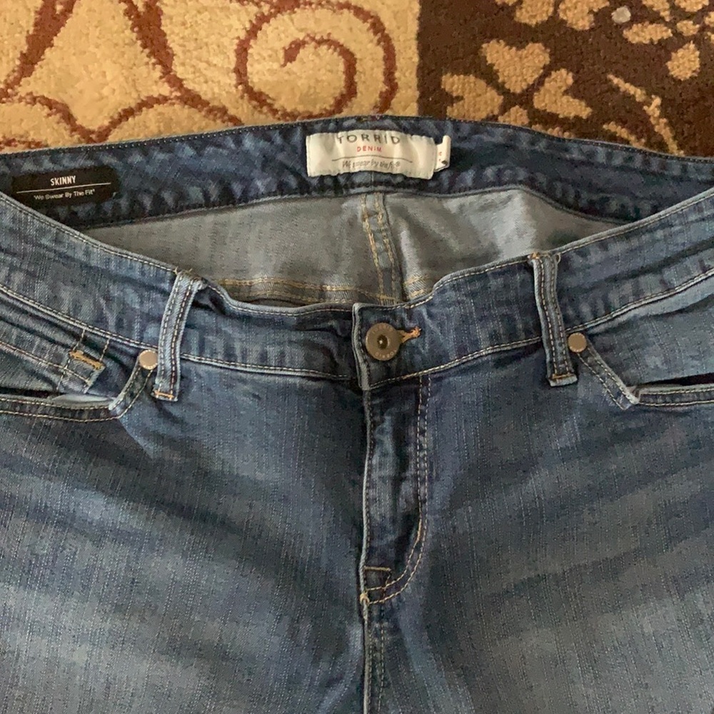 Torrid Skinny Jeans, Size 14